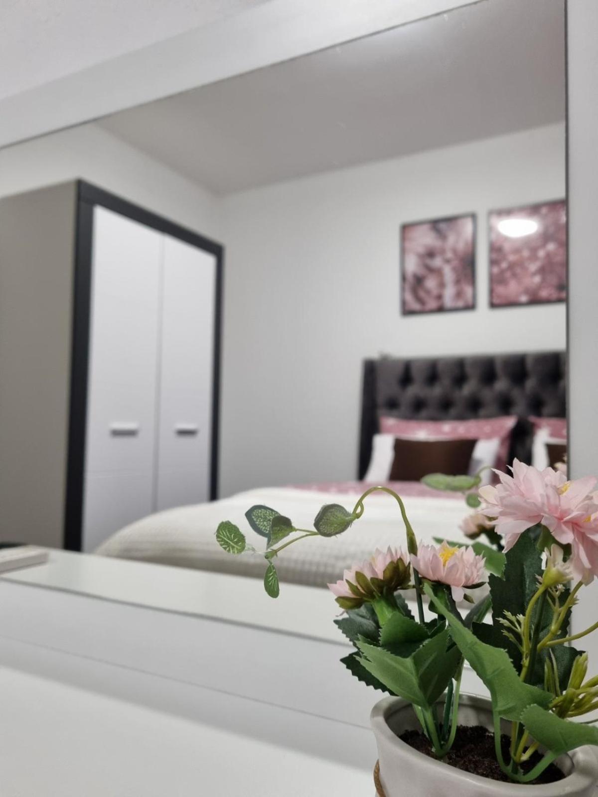 Bed & Breakfast Sjaj サラエヴォ エクステリア 写真